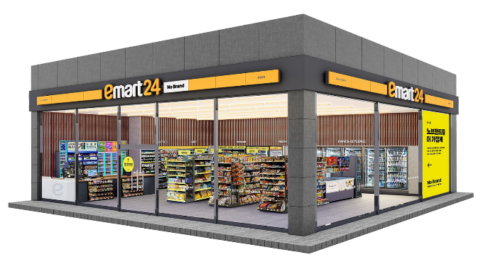 이마트24가 노브랜드 도입점 1000개점을 돌파했다. 올해 안에 노브랜드 도입점을 2500개점까지로 늘린다는 계획이다. /사진=이마트24