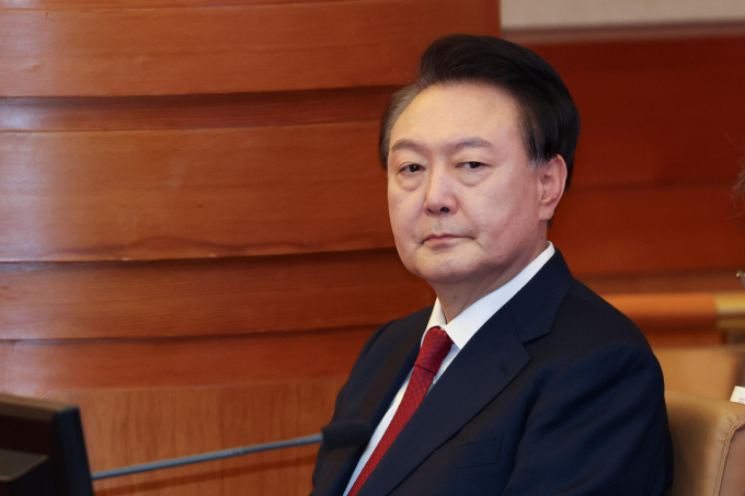 고위공직자범죄수사처(공수처) 조사를 거부 중인 윤석열 대통령이 오는 23일 열리는 헌법재판소 탄핵 심판 4차 변론에 출석한다. 사진은 윤 대통령이 지난 21일 서울 종로구 헌법재판소 대심판정에서 열린 탄핵심판 3차 변론기일에 참석한 모습. /사진=뉴시스