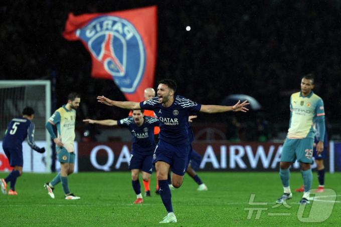 맨체스터 시티에 4-2 역전승을 거둔 PSG. ⓒ AFP=뉴스1