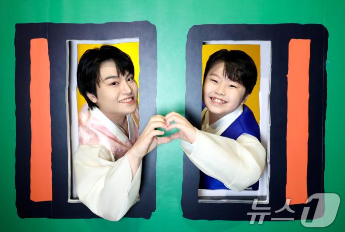 트로트 가수 황민우(왼쪽) 황민호 형제 ⓒ News1 권현진 기자