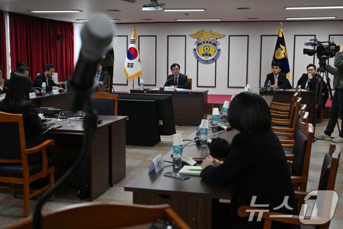 '윤석열 정부의 비상계엄 선포를 통한 내란 혐의 진상규명 국정조사 특별위원회' 현장조사가 5일 경기도 의왕시 서울구치소에서 열리고 있다. 이 자리에는 윤석열 대통령 등의 증인과 여당의원들이 불참했다. 2025.2.5/뉴스1 ⓒ News1 국회사진취재단