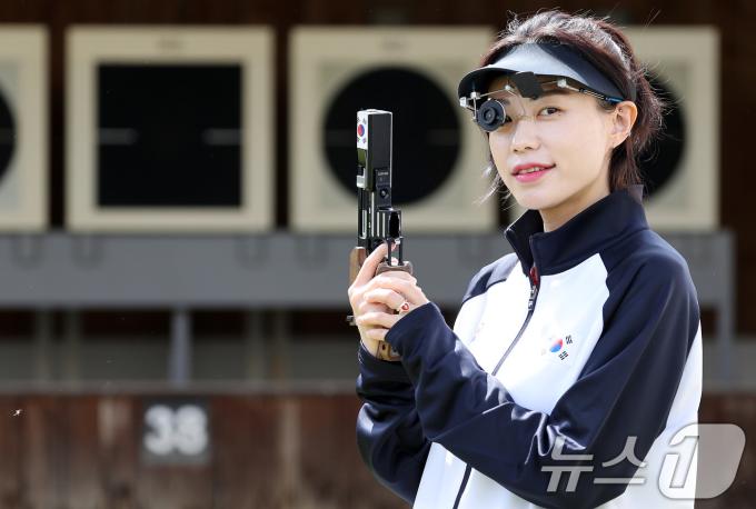 파리 올림픽을 통해 스타로 발돋움한 사격의 김예지. 아마추어 선수들에게 올림픽이나 아시안게임은, 축구의 손흥민이나 야구 이정후가 될 수 있는 기회다. ⓒ News1 이동해 기자