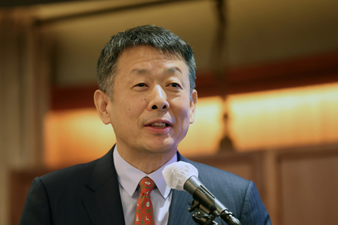 김광일 MBK 부회장이국내 18개 기업에서 겸직 중인 것으로 알려졌다. 사진은 김광일 MBK파트너스 부회장이 '고려아연 지배구조 개선과 주주가치 회복 방안‘을 주제로 기자간담회를 하는 모습./사진=뉴스1