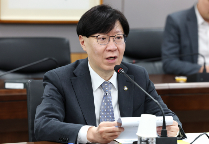 김소영 금융위원회 부위원장이 19일 오전 서울 종로구 정부서울청사에서 열린 정책금융 조기집행 간담회에서 모두발언을 하고 있다. /사진-뉴스1