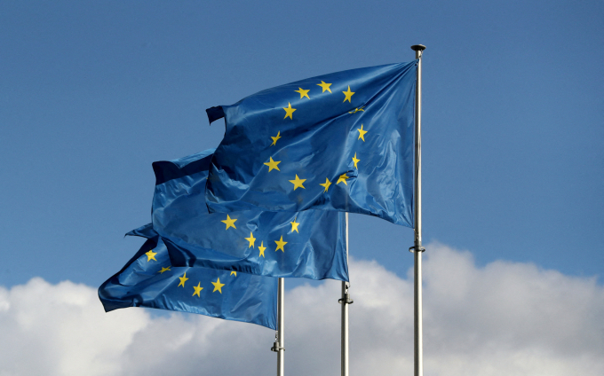 유럽연합(EU)이 러시아에 추가 제재를 하겠다고 전했다. 사진은 EU 로고. /사진=로이터