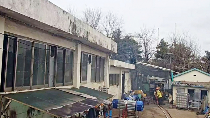 경기 시흥 한 포장용 상자 제조업체서 불이 발생했다. /사진=뉴스1(경기도소방재난본부 제공)