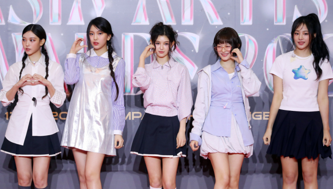 그룹 뉴진스(NJZ, 엔제이지)의 부모들이 어도어의 활동 방해가 도가 지나치다고 주장했다. 사진은 지난해 12월 태국 방콕 임팩트 챌린저 홀 1-2(IMPACT Challenger Hall 1-2)에서 진행된 '제 9회 아시아 아티스트 어워즈'(The 9th Asia Artist Awards, 이하 'AAA 2024')' 레드카펫 행사에 참석한 그룹 njz. /사진=스타뉴스