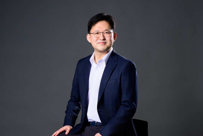 김윤선 삼성전자 마스터가 세계 이동통신 기술 표준 단체 3GPP(3rd Generation Partnership Project) 의장으로 선출됐다.사진은 김윤선 삼성전자 삼성리서치 마스터의 모습. /사진=삼성전자 제공