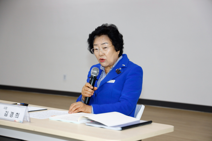 김경희 이천시장이 12일 '2025년 국·도비 공모사업 발굴보고회'에서 발언하고 있다. /사진제공=이천시