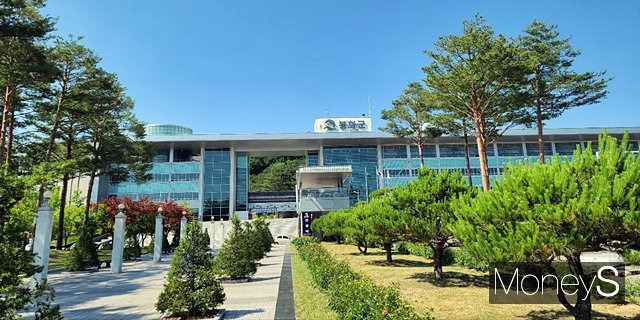 봉화군청 전경. /사진=황재윤 기자 