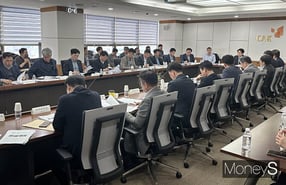 국토교통부가 28일 오전 서울 강남구 논현동 건설회관에서 &#039;건설현장 추락사고 예방을 위한 소통 간담회&#039;를 개최했다. /사진=장동규 기자