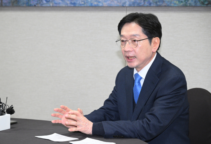 김경수 전 경남도지사가 제21대 대선 출마를 공식화하며 행정수도 이전과 지방분권 강화 등을 주장했다. 사진은 지난 2월13일 서울 여의도 국회에서 기자회견 했던 김 전 지사. /사진=뉴스1(공동취재단)