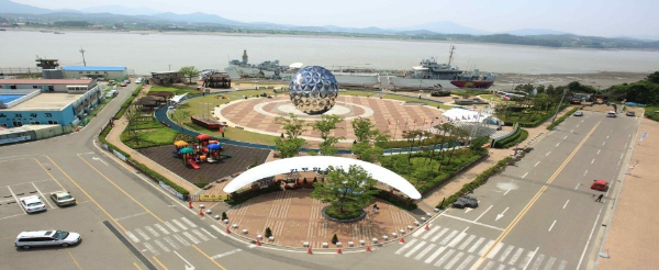 함상공원 전경. /사진제공=김포시