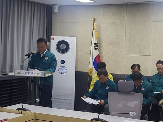 여주 수돗물서 '깔따구 유충' 발견…"당분간 음용 자제해야"