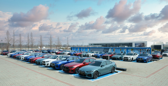 BMW 코리아가 창립 30주년을 기념해 전기차 시승 프로그램 'BMW BEV 멤버십'을 마련했다. /사진=BMW 코리아