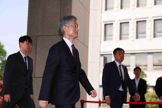 사진은 24일 출근하는 조희대 대법원장. /사진=뉴시스