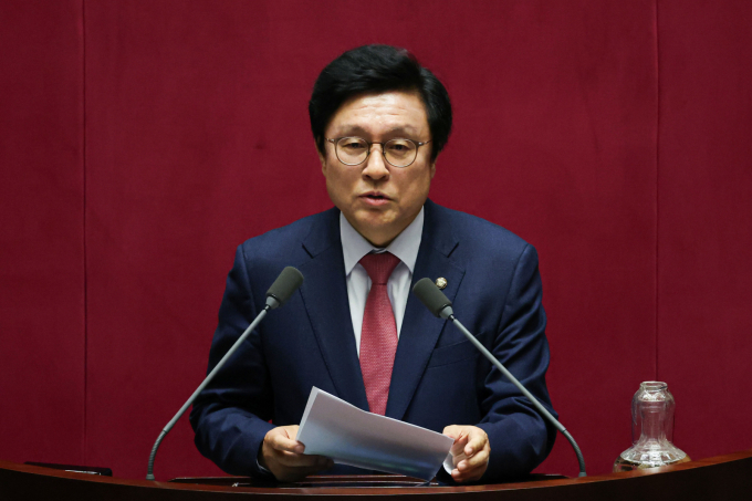 박형수 국민의힘 원내수석부대표가 15일 서울 여의도 국회에서 열린 제424회 국회(임시회) 제3차 본회의에서 의사진행발언을 하며 우원식 국회의장을 규탄하고 있다./사진제공=뉴시스