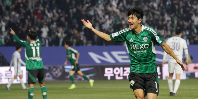 전북 현대모터스 전진우가 K리그1 9라운드에 이어 10라운드도 MVP를 수상했다. 사진은 2025시즌 전북 현대모터스에서 활약 중인 전진우의 모습. /사진=뉴스1