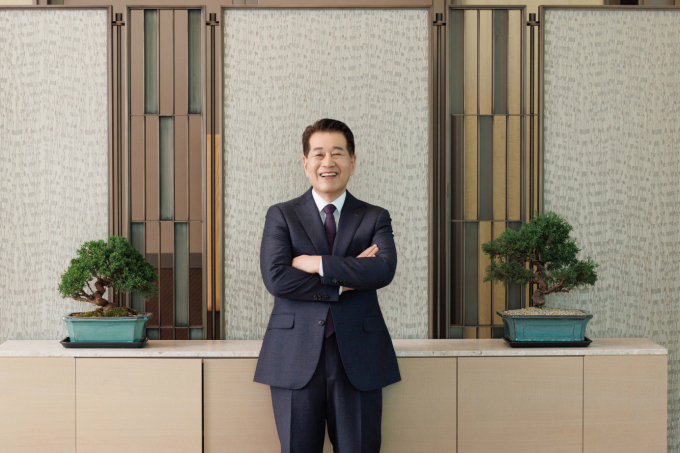 장인화 포스코그룹 회장이 철강사업 고도화를 위해 타사와 합작 투자 등 과감한 결단을 내렸다. /사진=포스코홀딩스