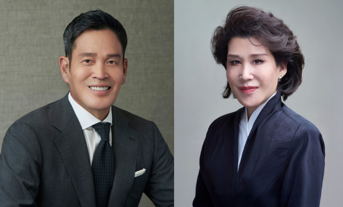 이명희 신세계그룹 총괄회장이 자녀들에게 이마트와 (주)신세계 주식을 이전하는 방식이 매매와 증여로 나뉜 배경에 재계의 관심이 쏠린다. /사진=신세계그룹