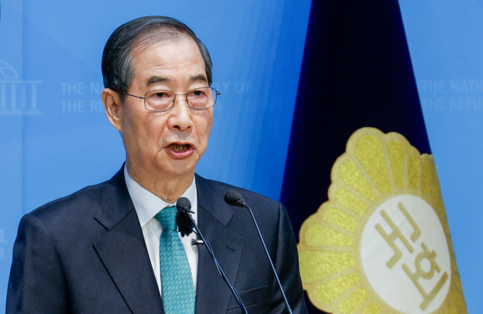 한덕수 전 국무총리가 2일 대선 출마를 선언했다. 사진은 이날 서울 여의도 국회 소통관에서 대선 출마를 선언하는 한 전 총리. /사진=뉴스1