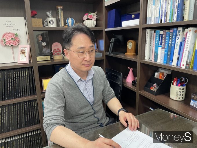 지난 4월30일 서울 동작구 중앙대 법학관에서 서원석 교수는 머니S와 인터뷰를 하고 청년안심주택 구조 문제에 대한 대안을 제시했다. /사진= 이소연 기자