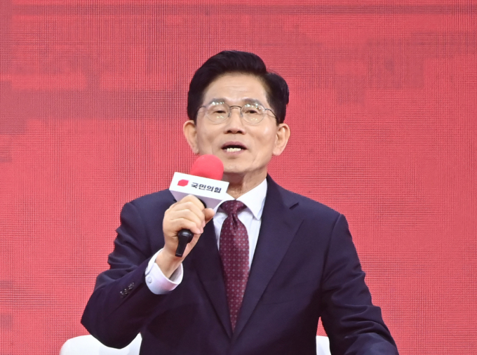 김문수 후보가 국민의힘 최종 대선 후보로 선출됐다. 사진은 이날 국민의힘 제5차 전당대회에 참석한 김 후보. /사진=뉴스1(공동취재)