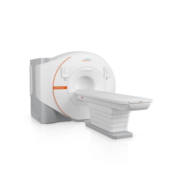 헬륨 사용을 최소화한 친환경 기술력으로 지속 가능성을 높이는 지멘스 헬시니어의 MRI 제품이 주목된다. 사진은 지멘스 헬시니어스의 1.5T MRI 플랫폼 '마그네톰 플로우 플러스'. /사진=지멘스 헬시니어스 