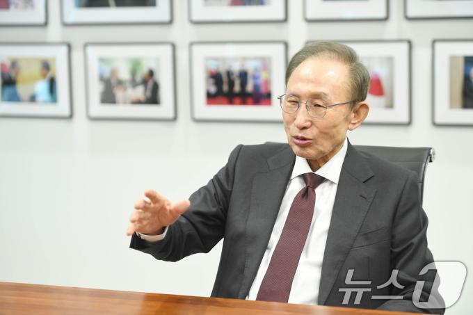이명박 전 대통령(공동취재) 2025.3.17/뉴스1 ⓒ News1