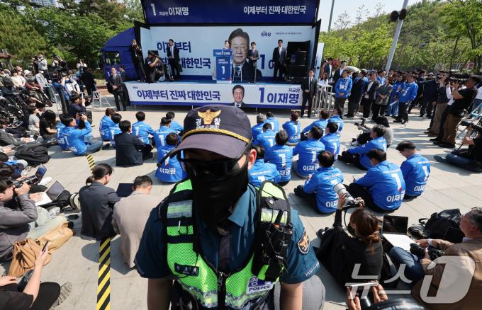 [뉴스1 PICK]'국민 통합·미래 성장' 외친 이재명, 'K-이니셔티브 벨트' 본격 유세 