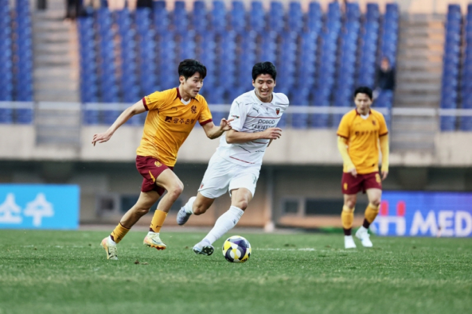 지난 3월22일 K리그1 4라운드 포항전 광주FC 오후성이 드리블을 펼치고 있다./사진=광주FC