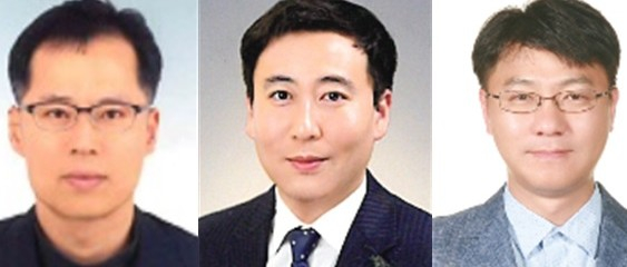 기술사에 동시에 합격한 이준표 안양시 철도교통과장, 김환수 철도교통과 주무관, 황규도 하수과주무관 (왼쪽부터). /사진제공=안양시