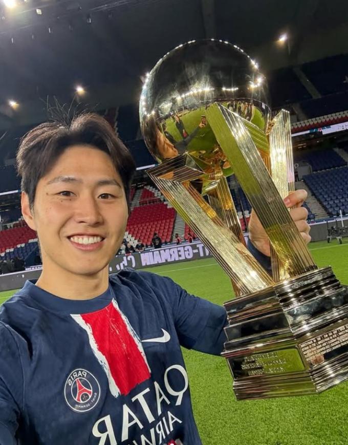 PSG 이강인이 SNS에서 우승을 인증했다. (이강인 인스타그램 캡처)