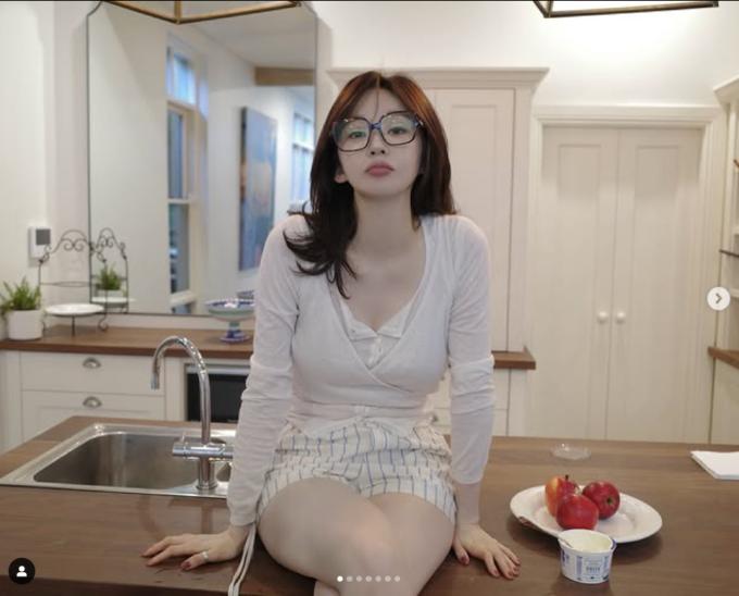 강민경 인스타그램 캡처