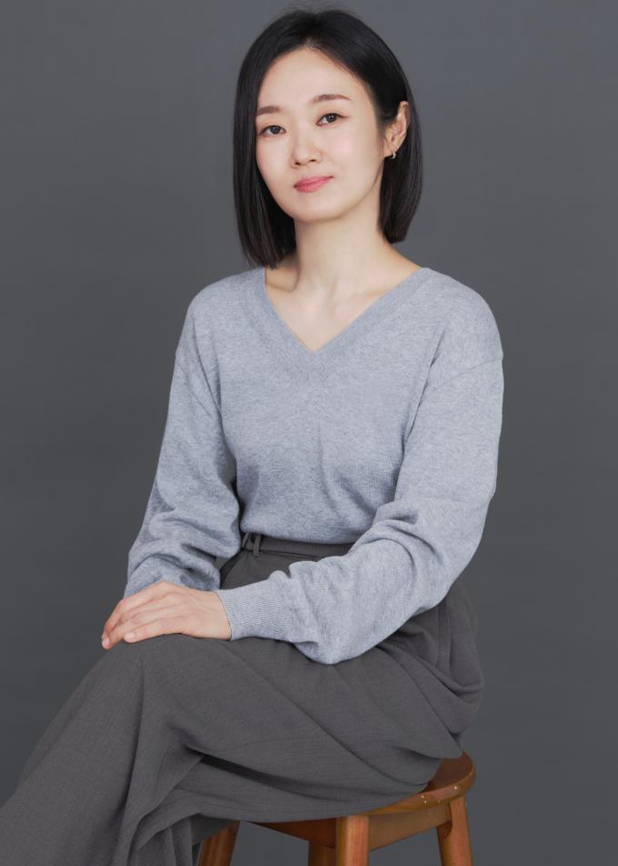 이봉련/에이엠엔터테인먼트