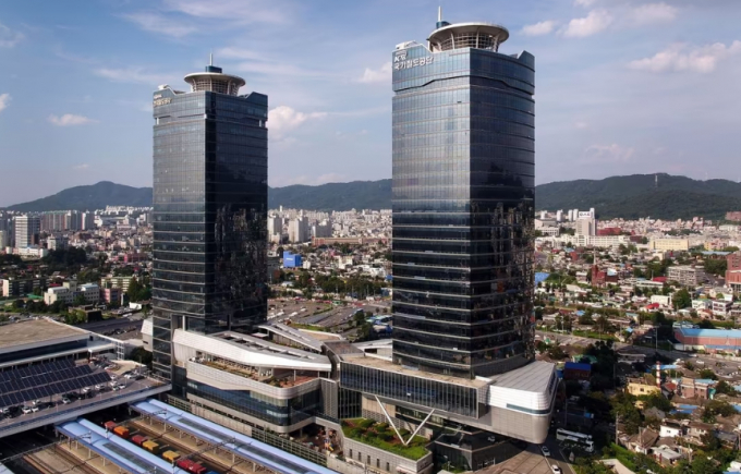 국가철도공단이 폴란드 바르샤바에서 폴란드신공항공사(CPK), 철도시설공사(PKP PLK)와 철도 협력 강화를 위한 양해각서(MOU)를 체결했다. 사진은 국가철도공단 모습. /사진=국가철도공단