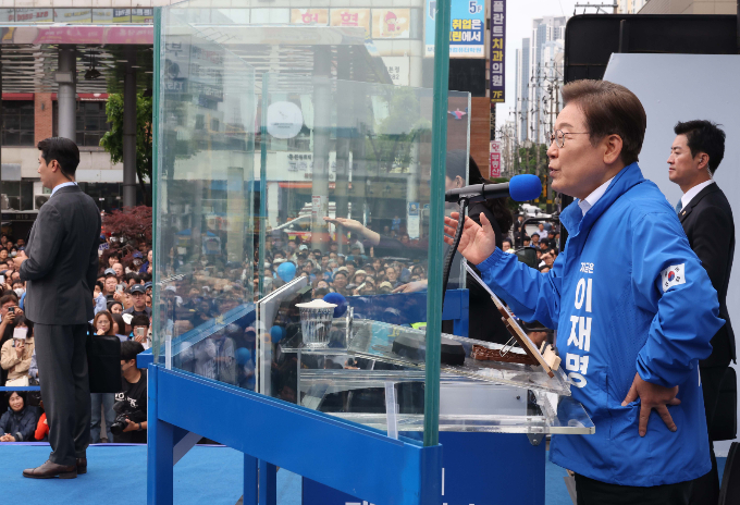 이재명 더불어민주당 대선 후보가 주가상승에 자신감을 보였다. 사진은 24일 경기 부천 부천역 북부광장에서 연설 중인 이 후보. /사진=공동취재
