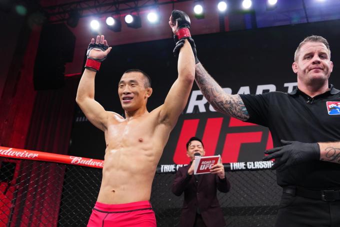 승리 후 기뻐하는 김상욱.(UFC 제공)