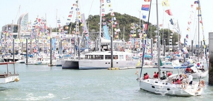 화성특례시가 주최하고 화성문화관광재단이 주관하는 제15회 화성 뱃놀이 축제가 오는 30일부터 다음 달 1일까지 3일간 전곡항 일원에서 열린다. 사진은 지난해 '화성 뱃놀이 축제' 모습. /사진제공=화성특례시