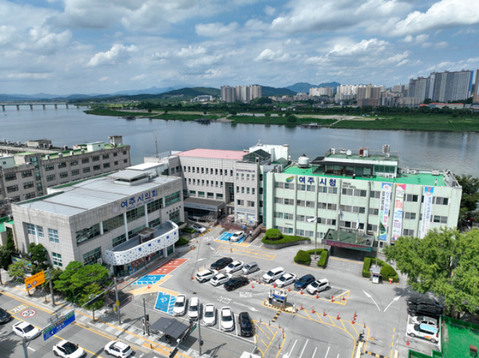 여주시청사 전경. /사진제공=여주시