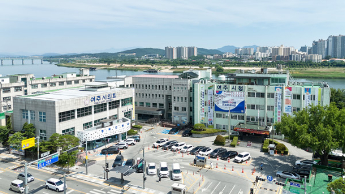 여주시청사 전경. /사진제공=여주시