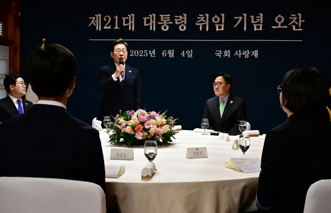 이재명 대통령이 우원식 국회의장 등과의 오찬에 참석했다. 사진은 오찬에 참석해 발언하는 이 대통령. /사진=뉴스1(국회사진기자단)