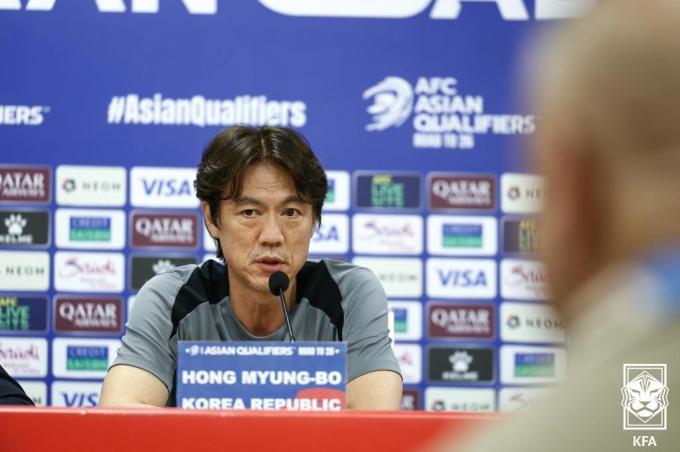 이라크와의 중요한 일전을 앞둔 홍명보 축구대표팀 감독이 