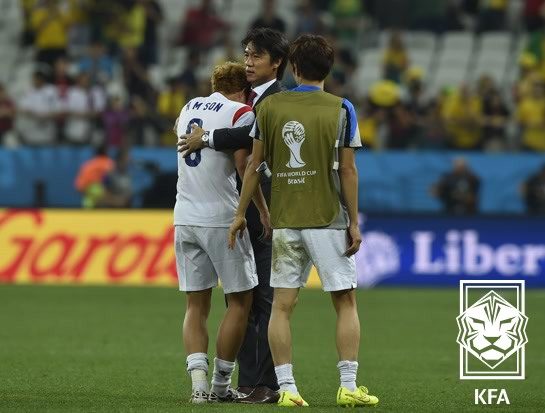 감독으로서 첫 도전이던 2014 브라질 월드컵은 홍명보 축구 인생에 있어 지우고 싶은 페이지다. (대한축구협회 제공)