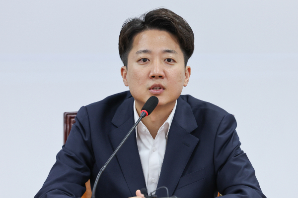 이준석 개혁신당 의원이 제21대 대통령 선거 과정에서 논란이 됐던 제3차 대선 후보자 TV토론에서의 '여성신체 언급' 발언에 대해 입장을 전했다. 사진은 이준석 개혁신당 의원이 선거대책본부 해단식에 참석한 모습. /사진=뉴스1