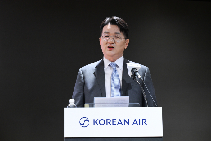 조원태 한진그룹 회장이 세 번째 IATA 집행위원에 최근 선임됐다. 사진은 조 회장이 지난 3월 서울 강서구 대한항공 본사에서 열린 신규 CI 공개 기자간담회에 참석했던 모습. /사진=공항사진기자단(뉴시스)