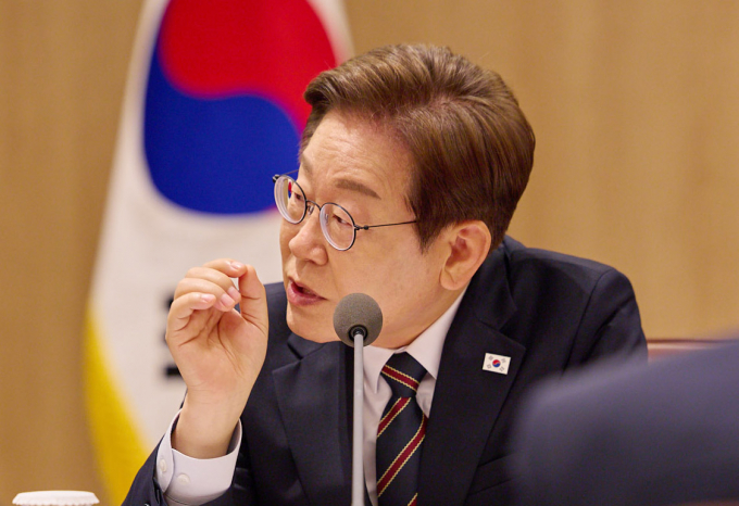 이재명 대통령이 10일 국무회의를 열어 여당이 주도해 국회를 통과한 이른바 '3대 특검법안' 내란·김건희·채상병 특검법을 공포할 것으로 보인다. 사진은  이 대통령이 지난 9일 서울 용산구 대통령실 청사에서 열린 비상경제점검 TF 2차 회의를 주재하고 있는 모습. /사진=대통령실 제공(뉴스1)