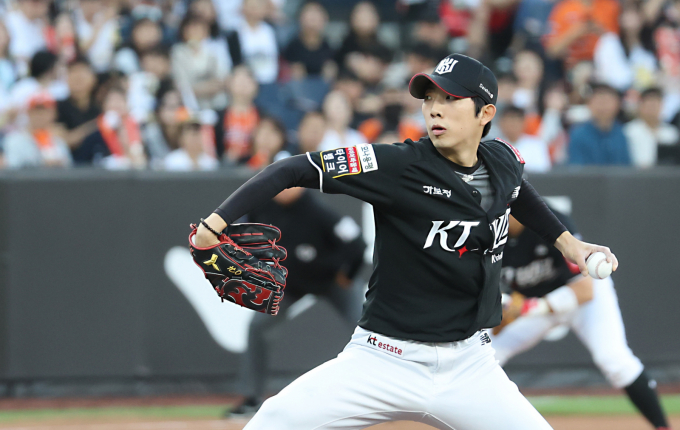 KT위즈 선발 투수 오원석이 시즌 8승에 도전한다. 사진은 KT에서 활약 중인 오원석의 모습. /사진=뉴스1