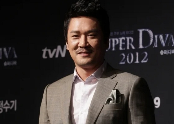 가수 JK김동욱이 신승목 적폐청산국민참여연대 대표로부터 고발당할 위기에 처했다. 사진은 JK김동욱. /사진=스타뉴스