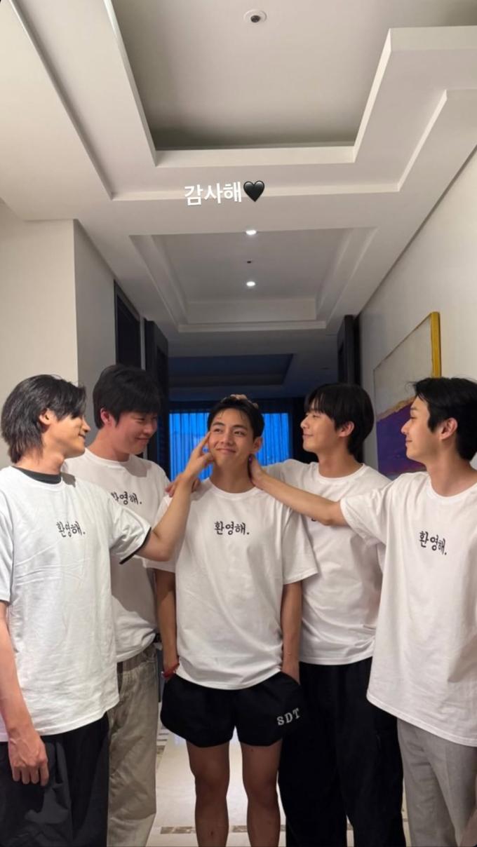 방탄소년단 뷔 SNS